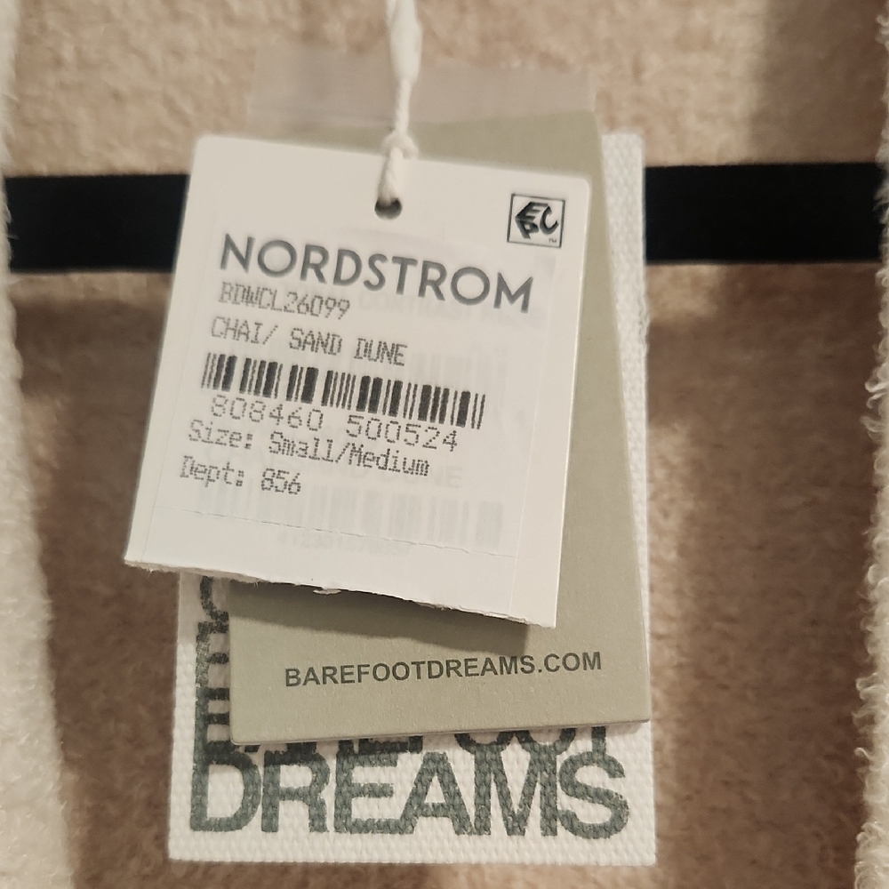 Nordstrom Barefoot Dreams Robe - Picture 2 of 3